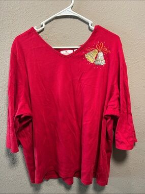 Quacker Factory Red V-Neck Top with Bell Embroidery size 2X